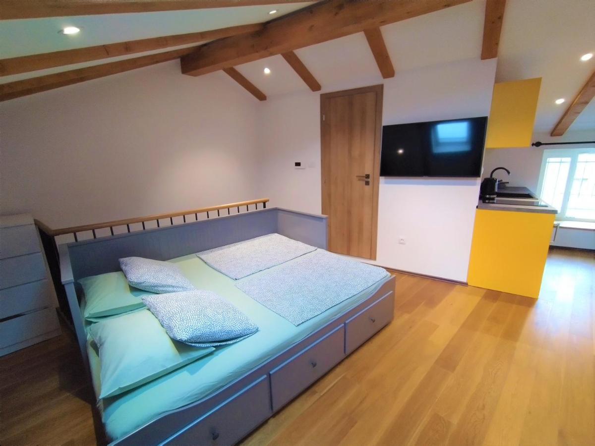 Luxury Apartment - Old Soul With A New Heart Црес Екстер'єр фото